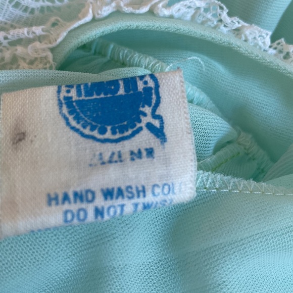 Vintage nylon nightgown and robe set mint green Size medium - Picture 8 of 8